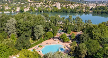 Camping Du Pont D'Avignon