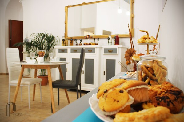 Chambre Simple, salle de bains privée (Esterno) | 3 chambres, literie hypoallergénique, bureau, chambres insonorisées