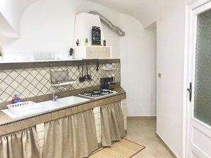 Kühlschrank, Mikrowelle