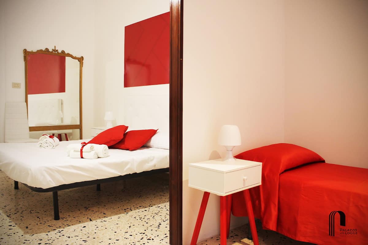 Comfort Triple Room | 3 bedrooms, hypo-allergenic bedding available, desk, soundproofing