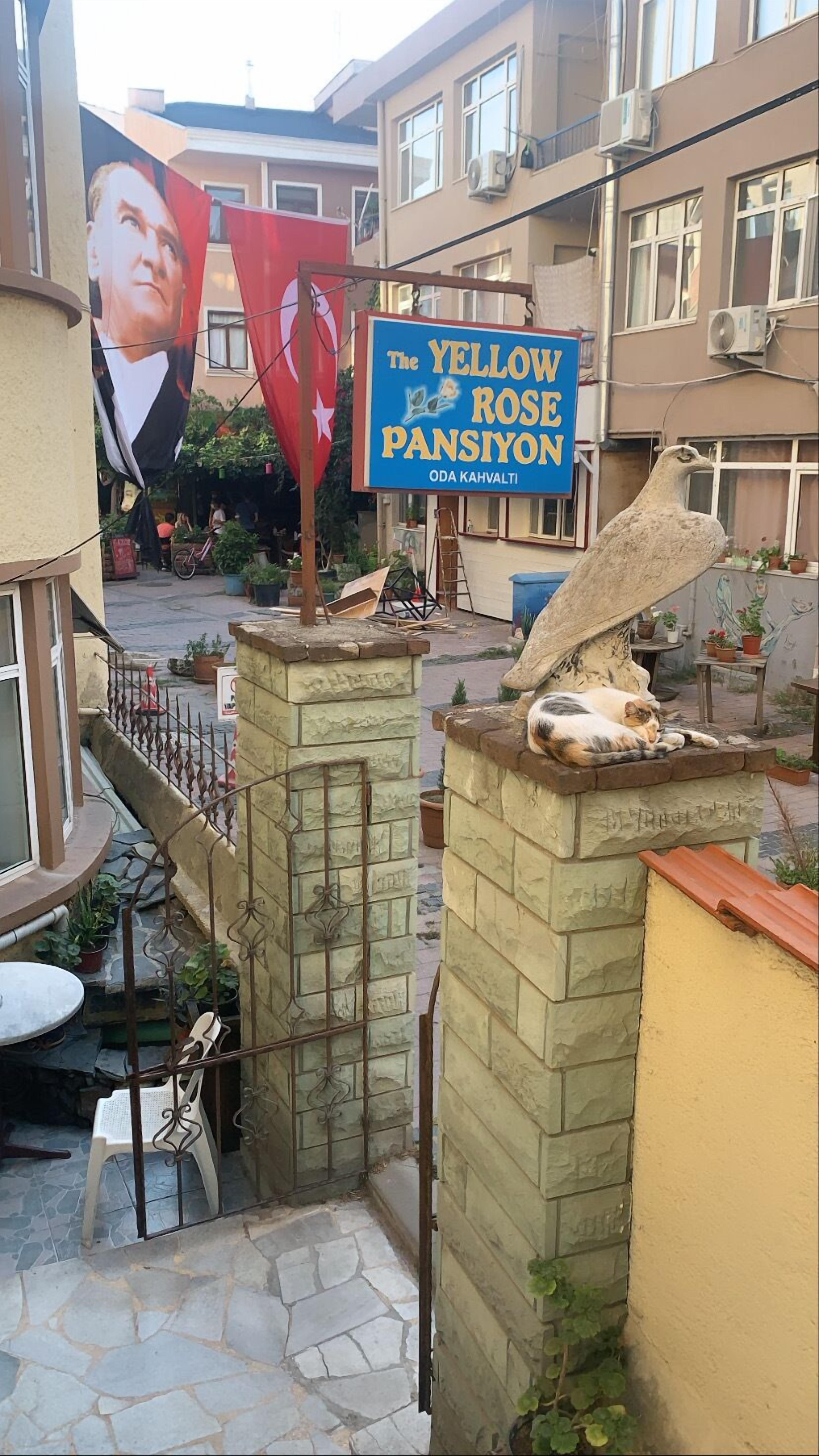 in-room safe, desk, soundproofing, free wifi