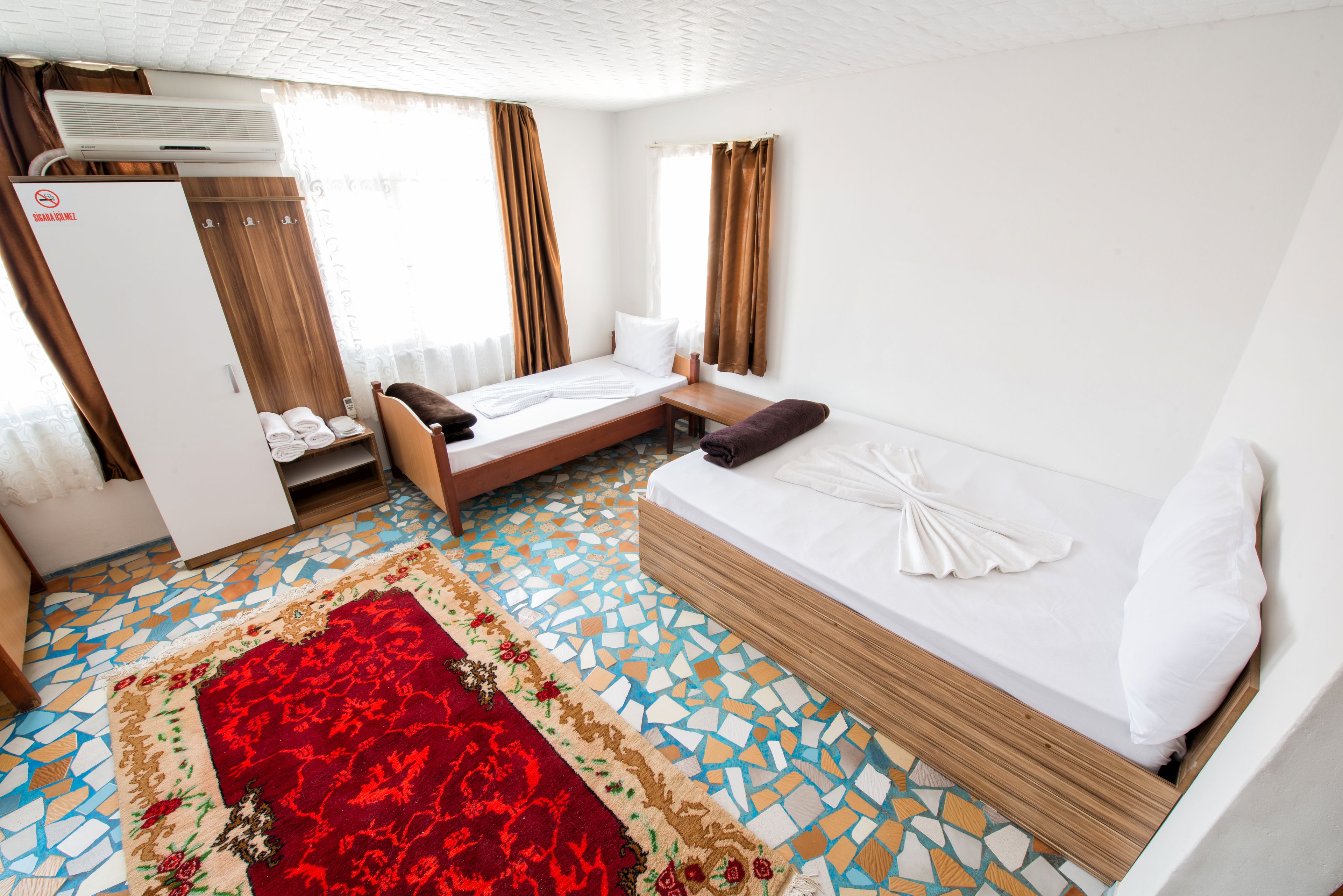 family room, multiple beds | in-room safe, desk, soundproofing, free wifi