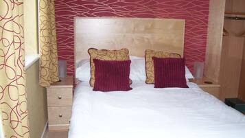 In-room safe, desk, soundproofing, iron/ironing board