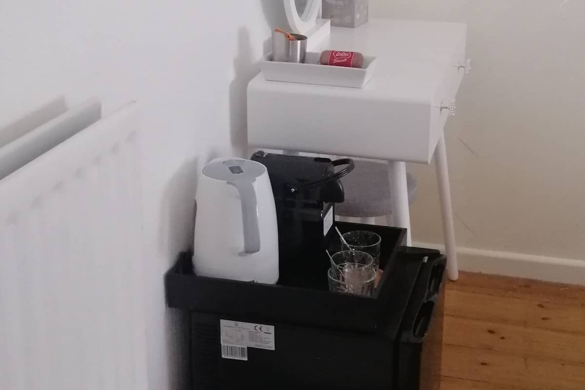 Doppelzimmer | Bügeleisen/Bügelbrett, kostenloses WLAN