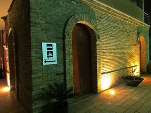 Interior entrance - Villa Istonia (Cupello)
