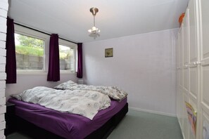 Ferienhaus, 4 Schlafzimmer | 4 Schlafzimmer, Schreibtisch, Babybetten, kostenloses Internet per Kabel