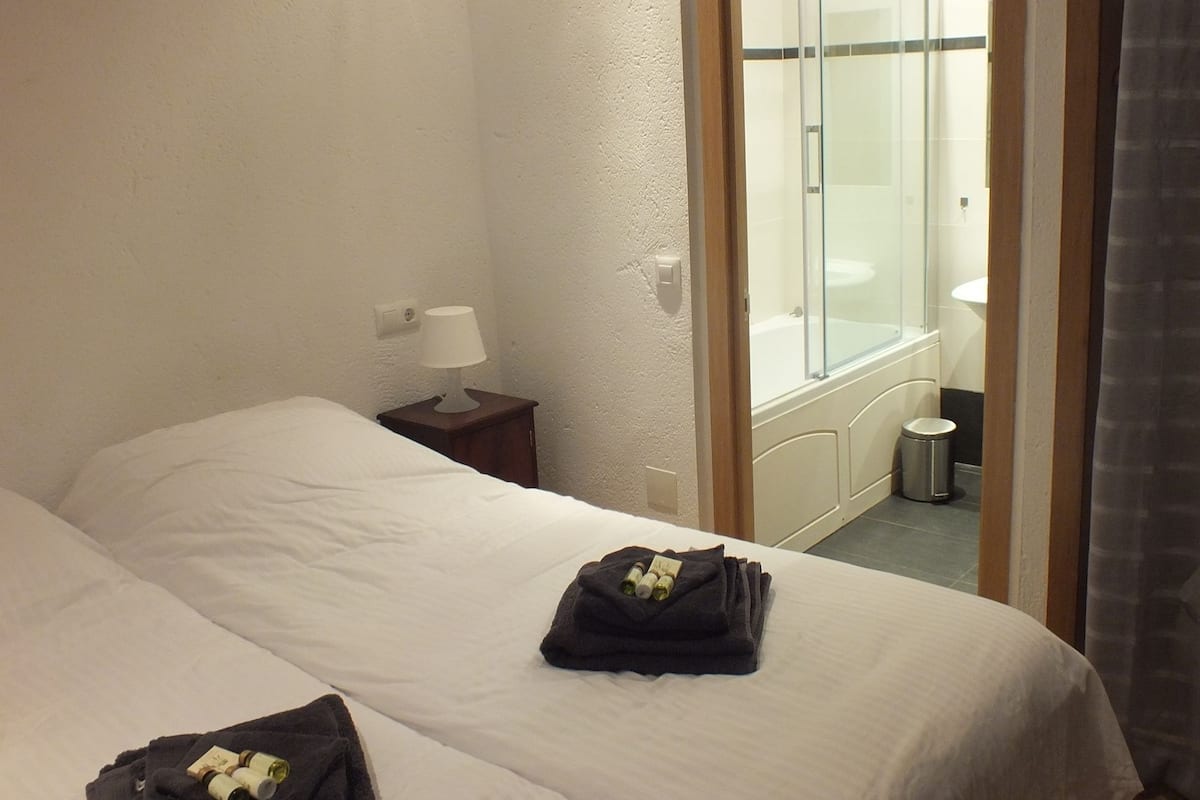 Blackout curtains, free WiFi, bed sheets
