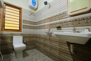 Single Room, 1 Single Bed | Bathroom