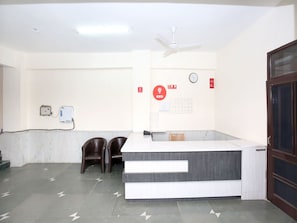 Reception - OYO 12980 Bajaj Bhawan (Chandigarh)