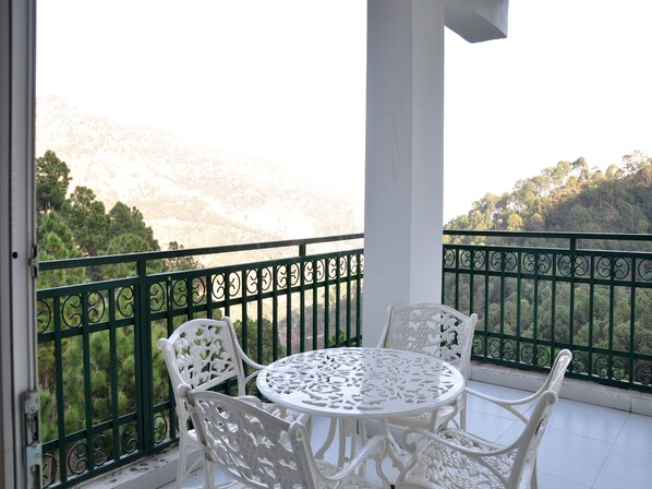 Kamar Double atau Twin | Teras/patio