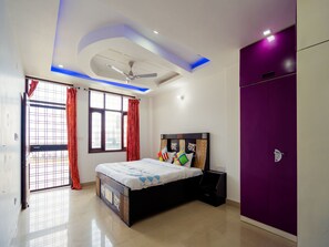 Double or Twin Room - OYO 13291 Home Valley View 2BHK Near Picture Palace (Dehradun)