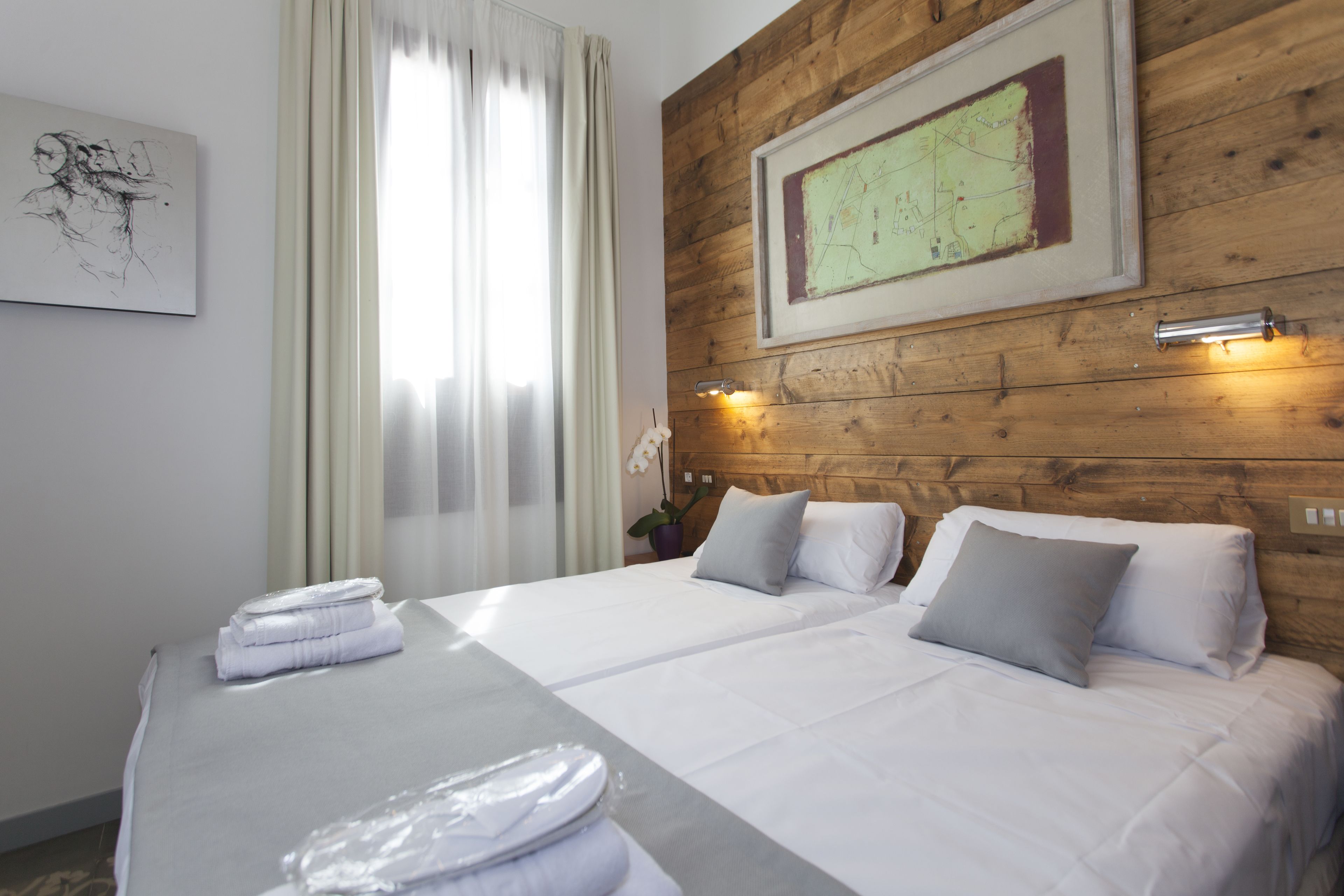 Photo - Gran H La Marina