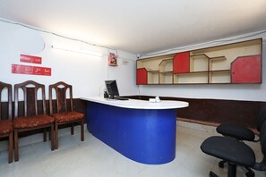 Reception - OYO 11569 Jalan Lake View (Kolkata)