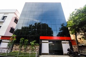 Exterior - OYO 12819 The Olive (Barasat)