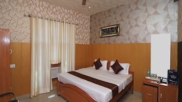 Double or Twin Room | Free WiFi