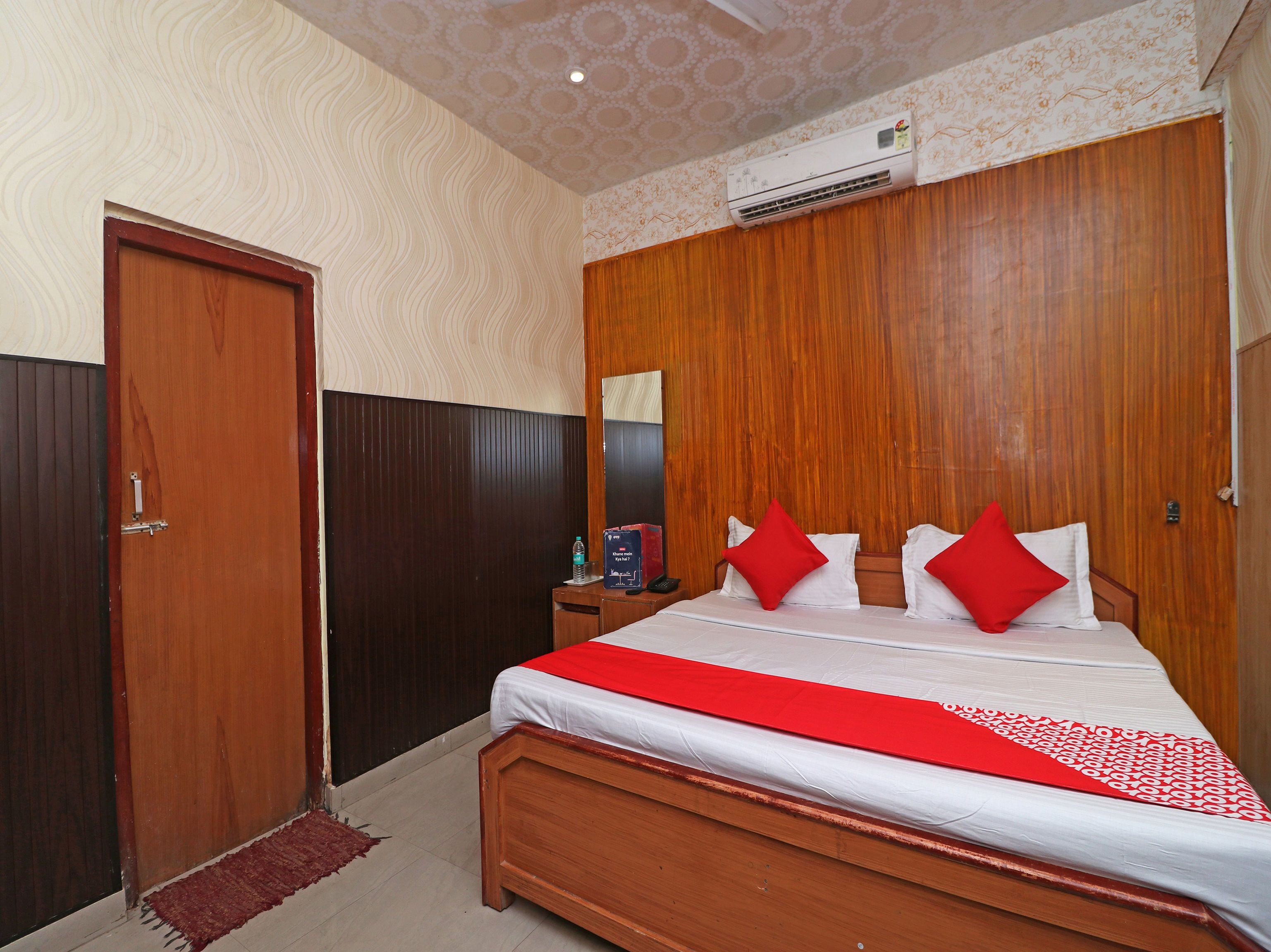 deluxe double or twin room, 1 king bed | free wifi