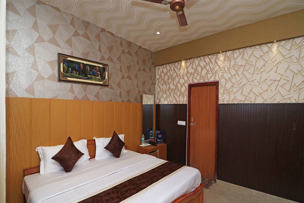 Double or Twin Room | Free WiFi