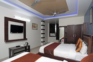 Free WiFi, bed sheets