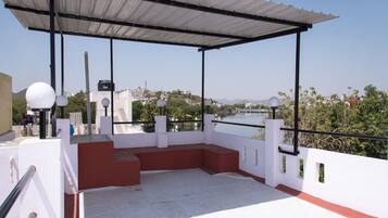 Double or Twin Room | Terrace/patio