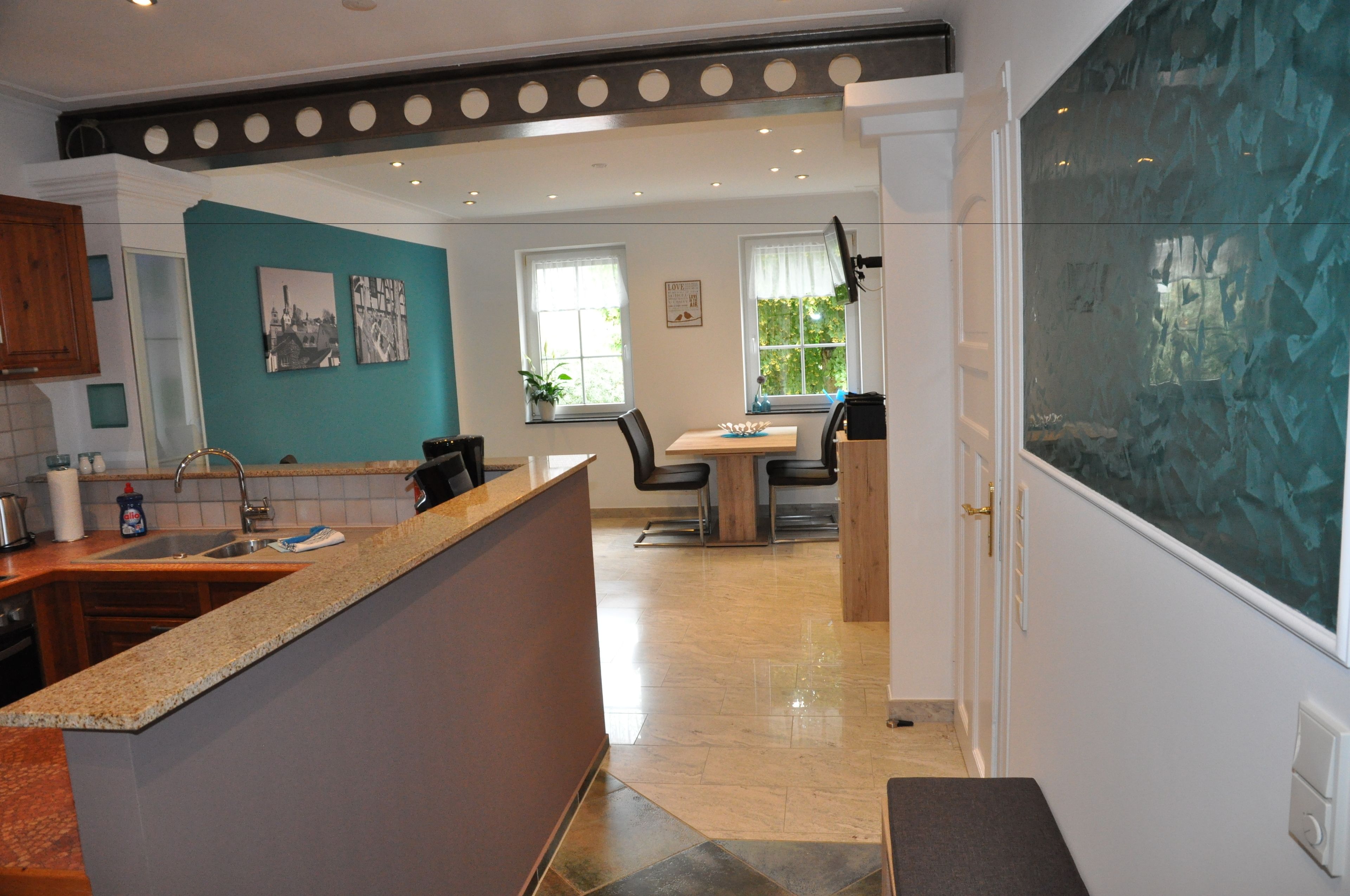 Comfort Condo, 2 Bedrooms, Non Smoking, Terrace | Living room | 32-inch flat-screen TV with satellite channels, TV, DVD player