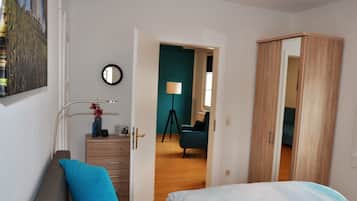 Classic-Apartment | 2 Schlafzimmer, individuell dekoriert, laptopgeeigneter Arbeitsplatz