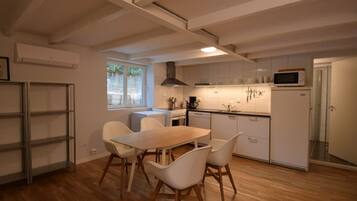 In-room dining