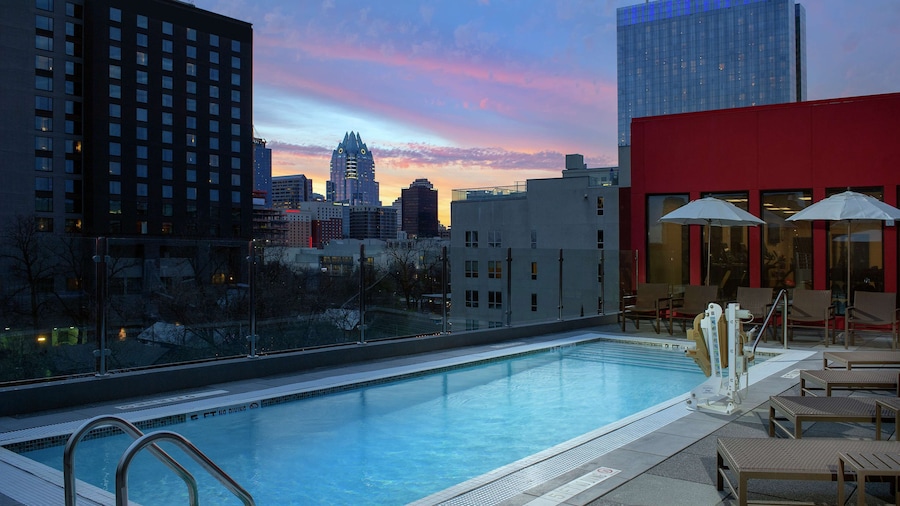 Homewood Suites by Hilton Austin Downtown