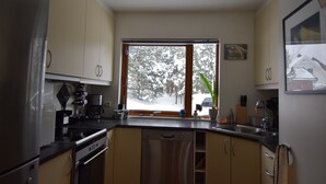Family House, 3 Bedrooms | Private kitchen - Solferie Holiday Home Odderheisløyfen (Kristiansand)