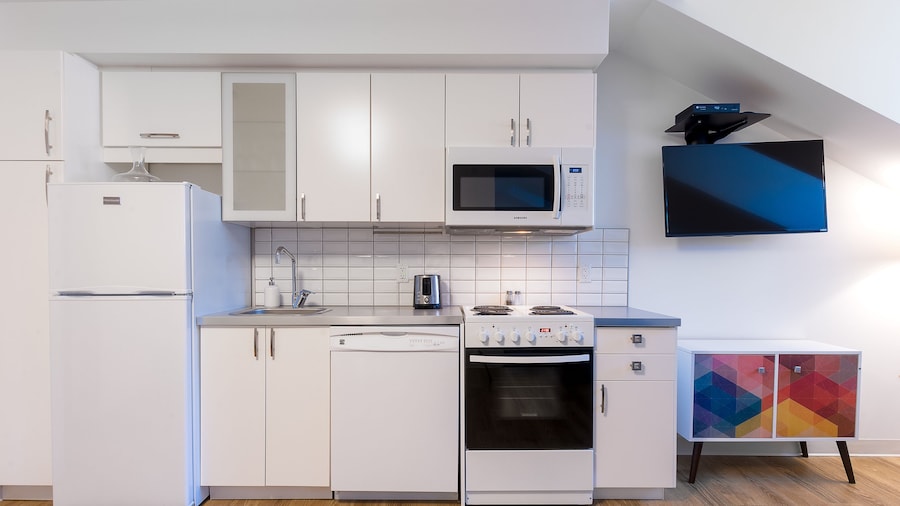 Les Lofts de Buade by Les Lofts Vieux-Québec