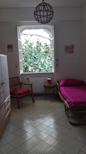 Desk, free cots/infant beds, rollaway beds, free WiFi