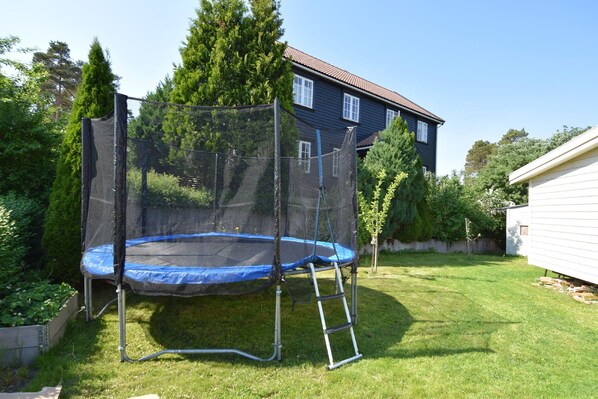 Children's play area - outdoor