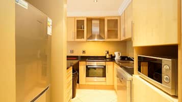 Luxury Duplex, 1 King Bed, Kitchen, Harbour View | Private kitchen | Fridge, microwave, coffee/tea maker, cookware/dishes/utensils