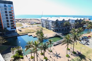 View from property - 1 Bedroom Luxury Apartment (Durban)
