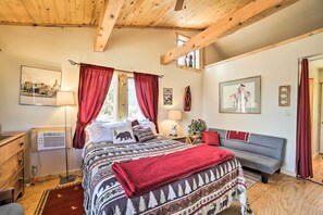 1 habitación, acceso a internet y ropa de cama