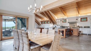 Dining - Luxury Custom Home, Water Views, Access to Private Bay Beach and Marina (East Hampton)