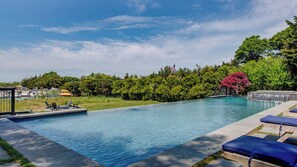 A heated pool - Luxury Custom Home, Water Views, Access to Private Bay Beach and Marina (East Hampton)