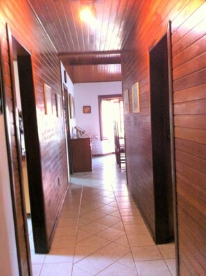 Hallway - Chácara Charmosa (Mairinque)