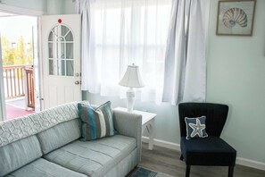 Two Bedroom Apartment | واي فاي مجانًا وملاءات أسرّة