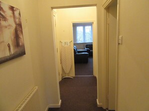 City Apartment, 1 Bedroom, Non Smoking | 1 bedroom, iron/ironing board, free cribs/infant beds, free WiFi - No 3 at Ivanhoe (Liverpool)
