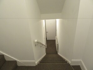 1 bedroom, iron/ironing board, free cribs/infant beds, free WiFi - No 5 (Liverpool)
