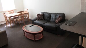 Unclassified image, 3 of 14, button - No 2 (Liverpool)