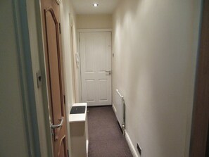 City Apartment, 1 Bedroom, Non Smoking | 1 bedroom, iron/ironing board, free cribs/infant beds, free WiFi - No 7 (Liverpool)