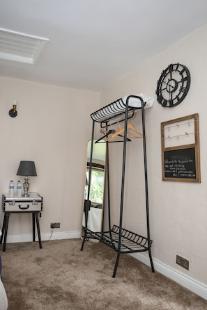 Family Room, Garden View