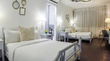 Premium bedding, down duvets, minibar, in-room safe