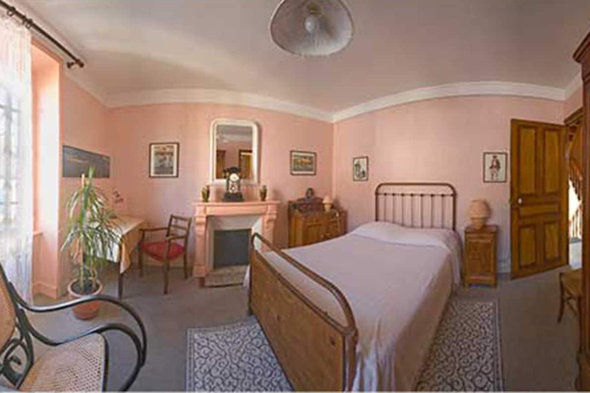 Double Room (#1) | Individually decorated, individually furnished