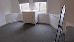 Appartement Ville, 2 chambres, non-fumeurs | 1 chambre, fer et planche à repasser, lits bébé (gratuits)