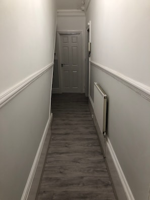 City Apartment, 2 Bedrooms, Non Smoking | 1 bedroom, iron/ironing board, free cots/infant beds, free WiFi - No 32 (Liverpool)