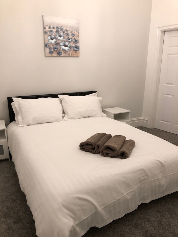 City Apartment, 2 Bedrooms, Non Smoking | 1 bedroom, iron/ironing board, free cots/infant beds, free WiFi - No 32 (Liverpool)