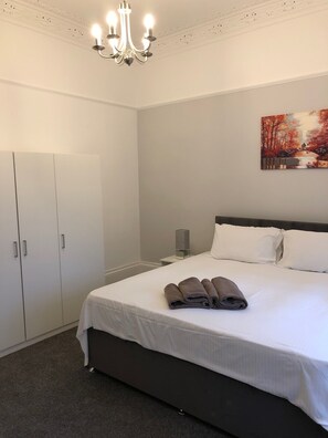 City Apartment, 2 Bedrooms, Non Smoking