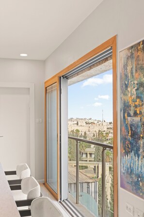 Royal Apartment, 3 Bedrooms | Desk, laptop workspace, iron/ironing board, free WiFi - King David Court - Isrentals (Jerusalem)